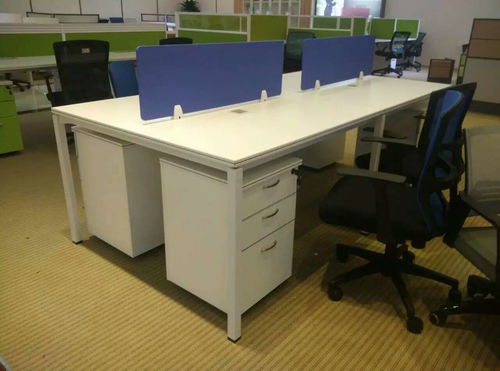 跨越材質(zhì)界限 探索塑料隔板、金屬制品訂制與木質(zhì)家具制造的綜合應(yīng)用